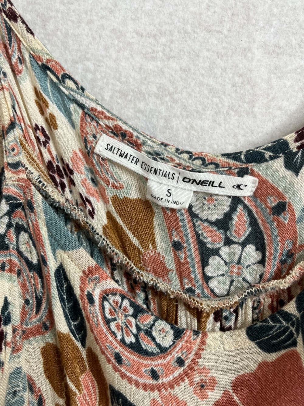 O’Neill Saltwater Essentials Boho Paisley Floral Flowy Tank Top Size S - Picture 3 of 6